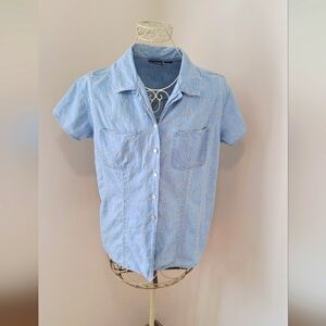 Vintage- Liz Wear Denim Button-down Eyelet Blouse, Size Medium.